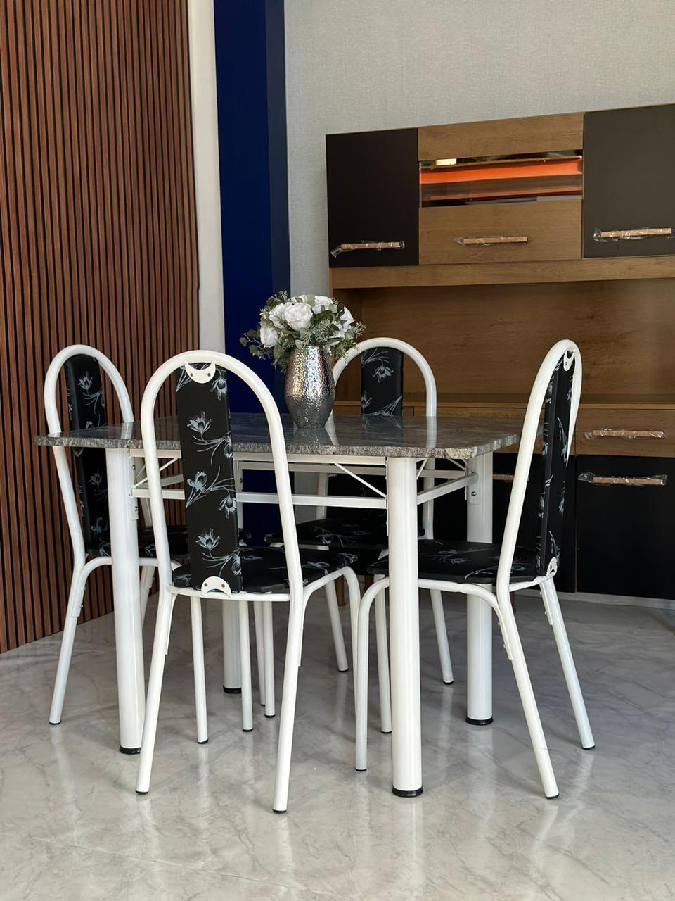 Mesa Retangular Michelly c/4 Cadeiras