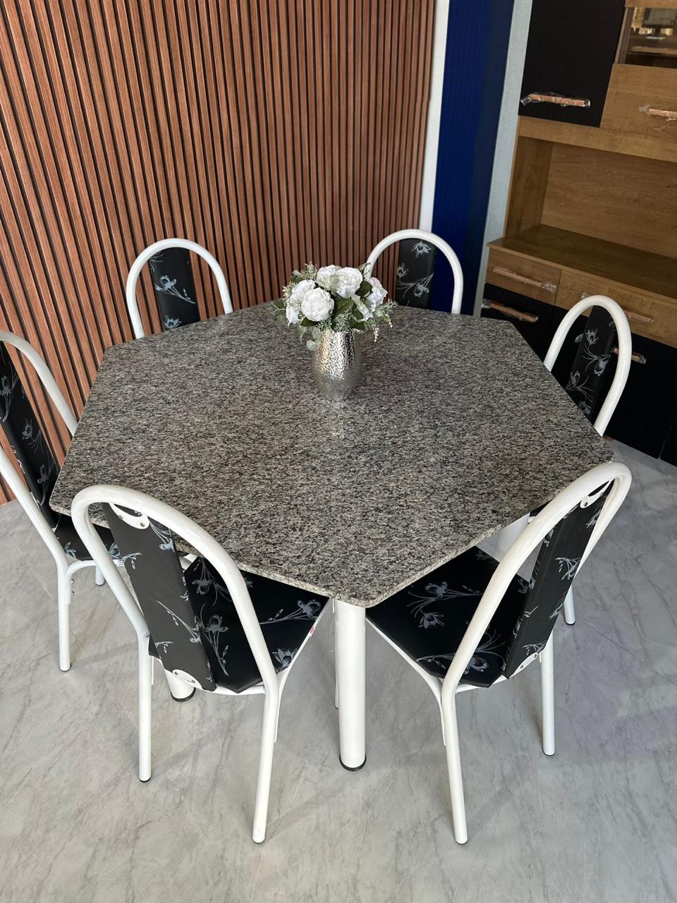Mesa Sextavada Michelly c/06 Cadeiras